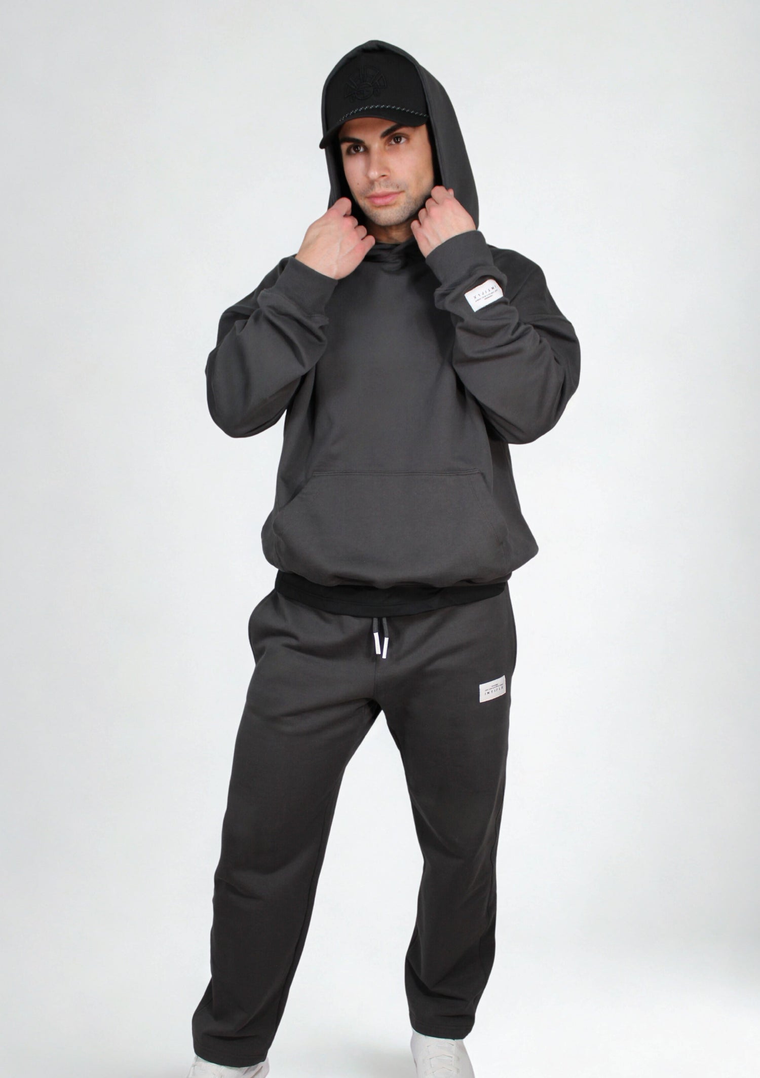 lookbook image shop_this_look_AVdw3f