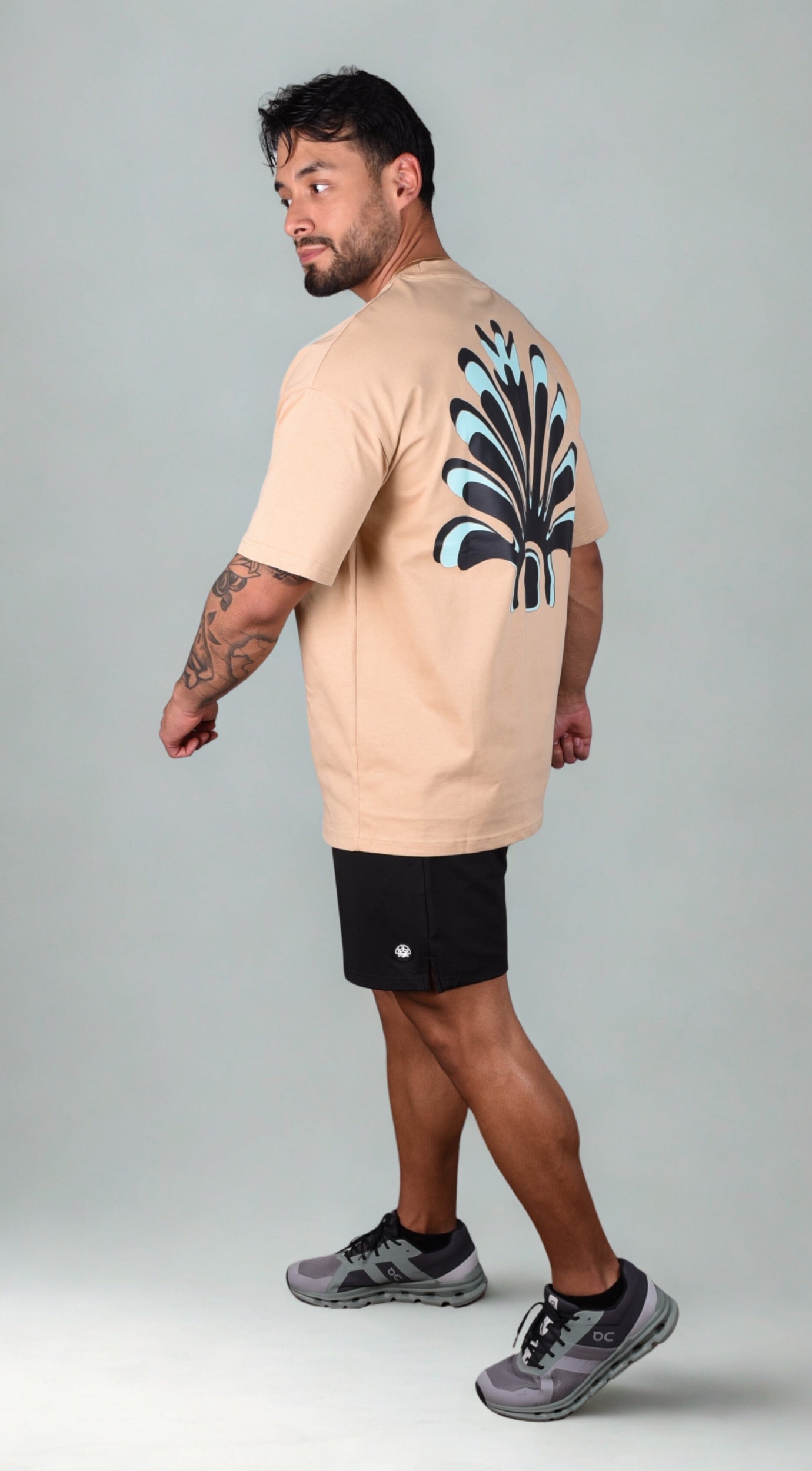 lookbook image shop_this_look_amDhCa